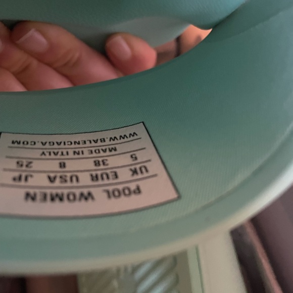 Balenciaga slide sandals - Picture 8 of 8